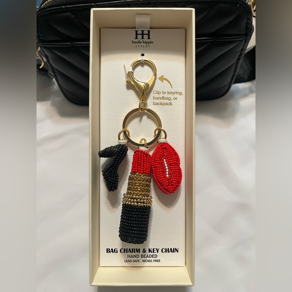 Beaded Bag Charm with High Heels and lipstick - Picture 3 of 3